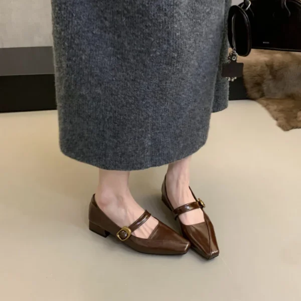 cn-11134207-7ras8-m8tzcdm68vtpe5.webp Mary Jane Leather Low Heels