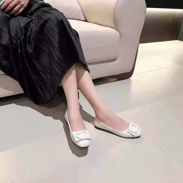 my-11134207-7r98x-lqpwc0ldu1917b.webp Women Pointed Flat Shoes